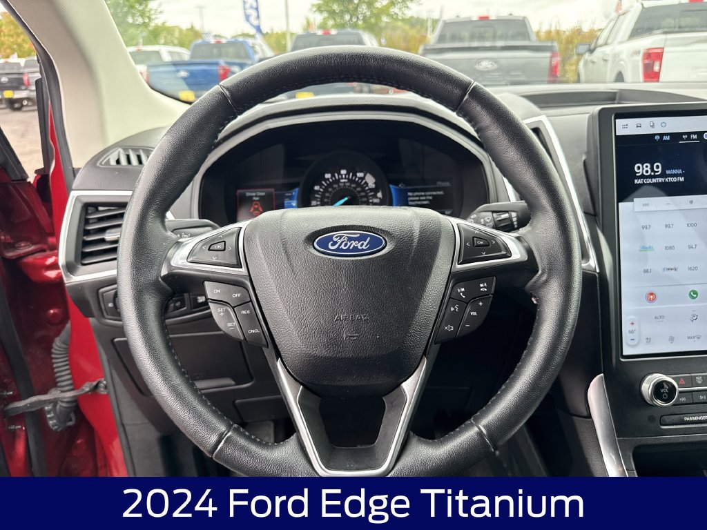 Certified 2024 Ford Edge Titanium AWD/4WD image 18