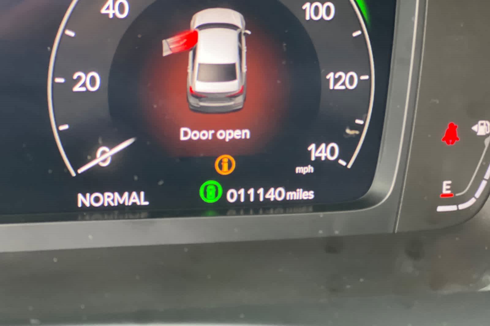 Used 2025 Honda Civic Sport image 25