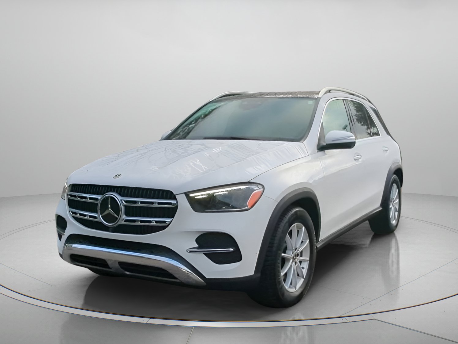 Used 2025 Mercedes-Benz GLE 350 4MATIC w/ Driver Assistance Package image 11