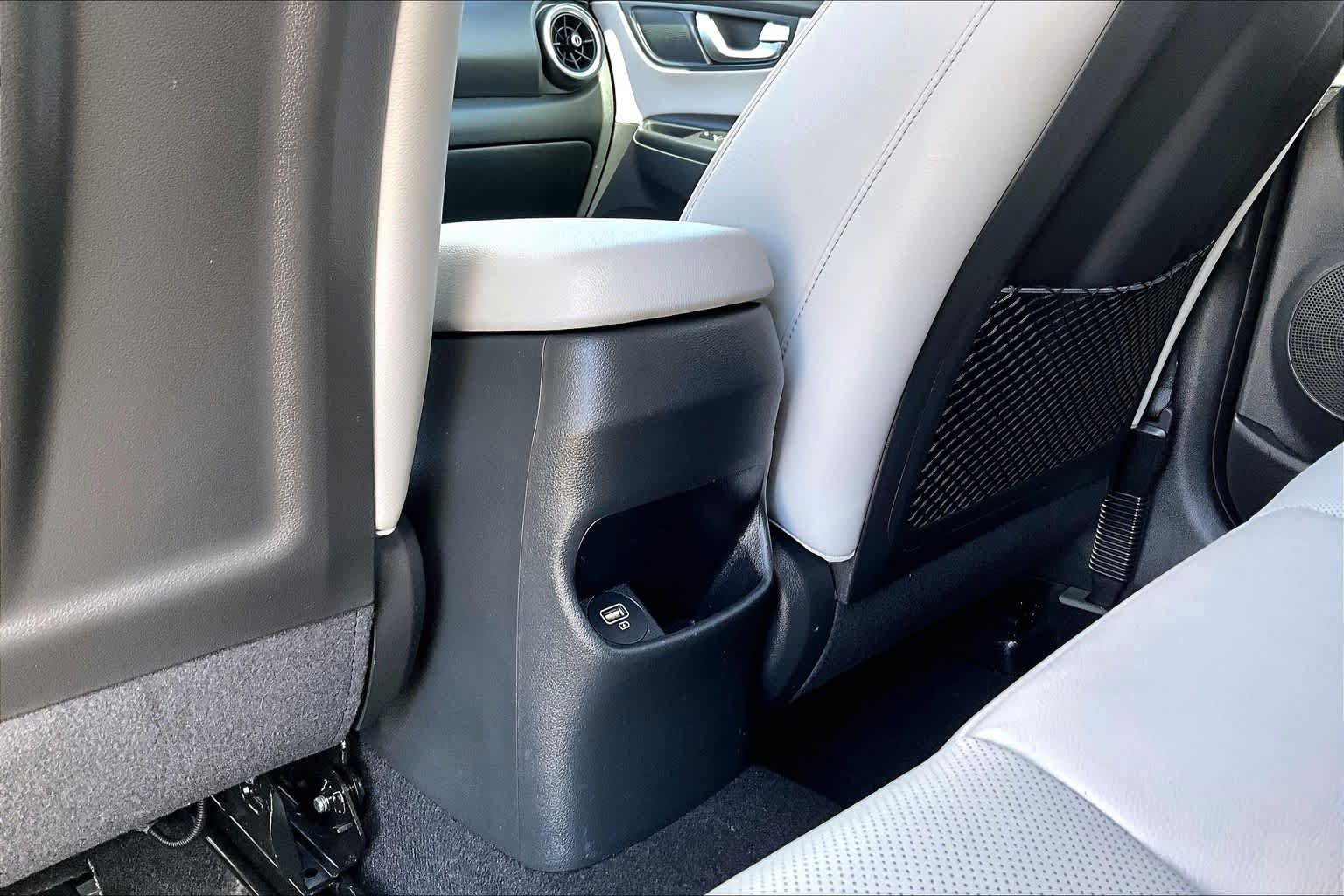 Used 2019 Chevrolet Equinox LT AWD/4WD image 36