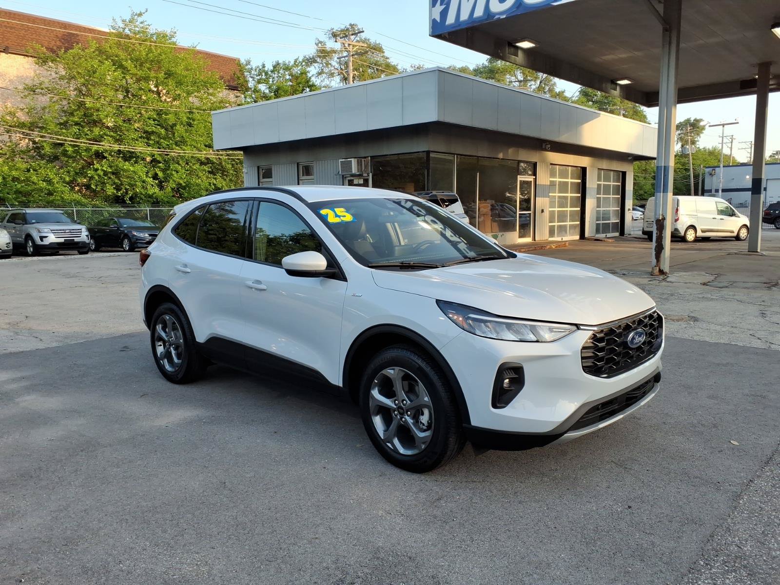 Certified 2025 Ford Escape ST-Line Select