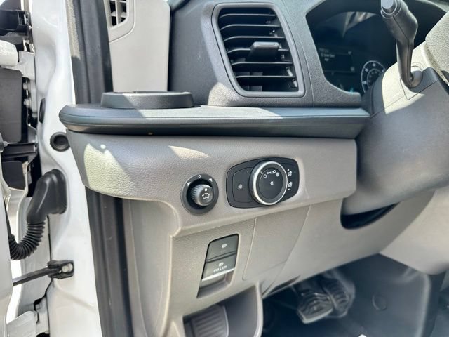 Certified 2025 Ford Transit 250 Low Roof w/ Exterior Upgrade Package RWD image 34