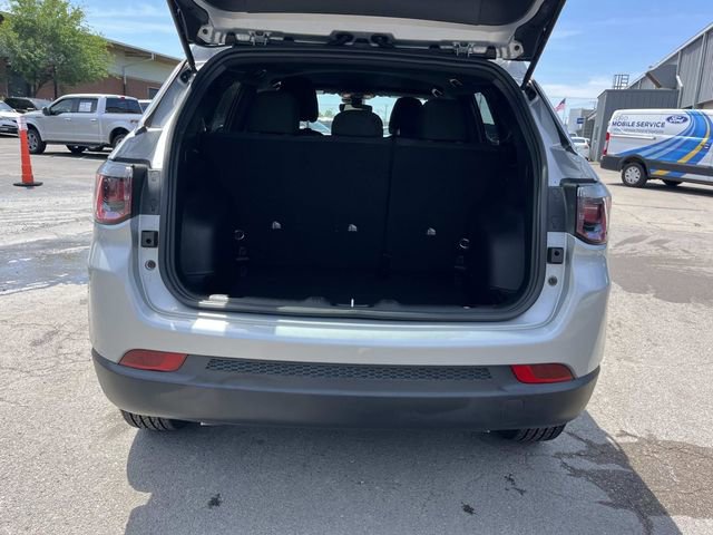 Used 2025 Jeep Compass Sport AWD/4WD image 15