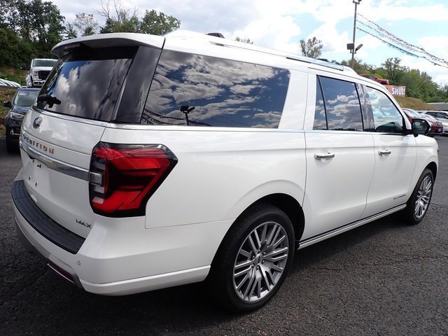 Certified 2022 Ford Expedition Max Platinum image 4