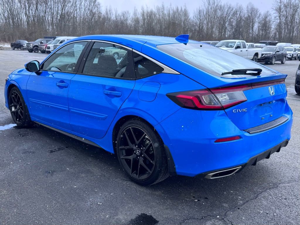 Used 2024 Honda Civic Sport Touring image 4
