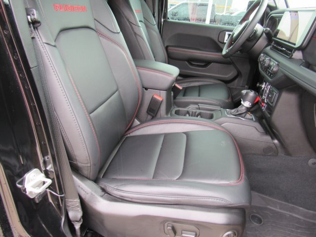 Used 2024 Jeep Wrangler Unlimited Rubicon AWD/4WD image 25