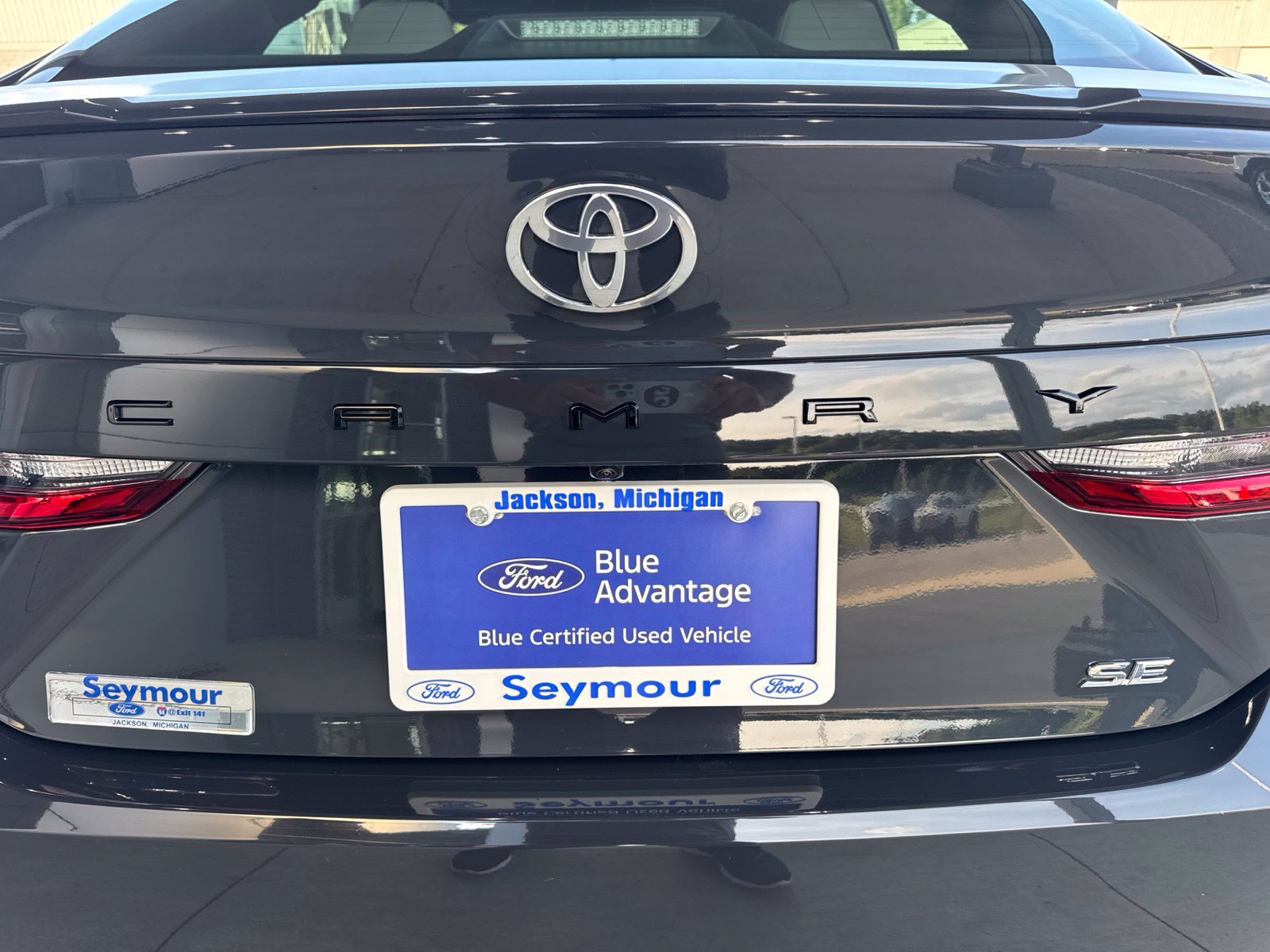 Used 2026 Toyota Camry SE w/ Convenience Package FWD image 14