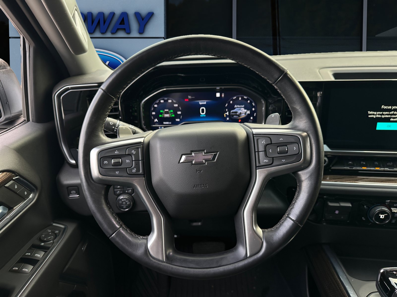 Used 2022 Chevrolet Silverado 1500 LT Trail Boss w/ Convenience Package II AWD/4WD image 14