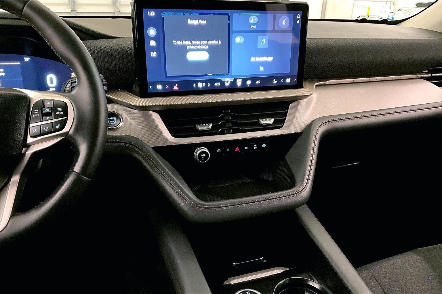 Certified 2025 Ford Explorer Active image 6