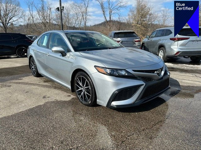 Used 2024 Toyota Camry SE w/ Blackout Package (TMS) image 1