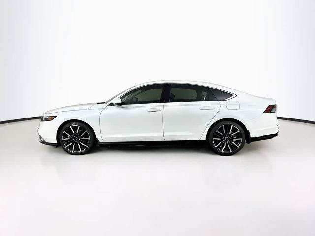 Used 2024 Honda Accord Touring image 3