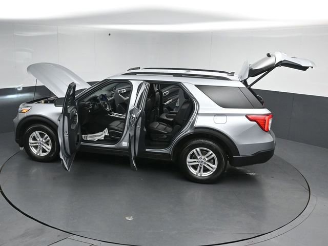 Certified 2022 Ford Explorer XLT w/ Equipment Group 202A image 55