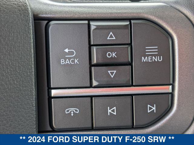 Certified 2024 Ford F250 Lariat w/ Lariat Ultimate Package AWD/4WD image 15