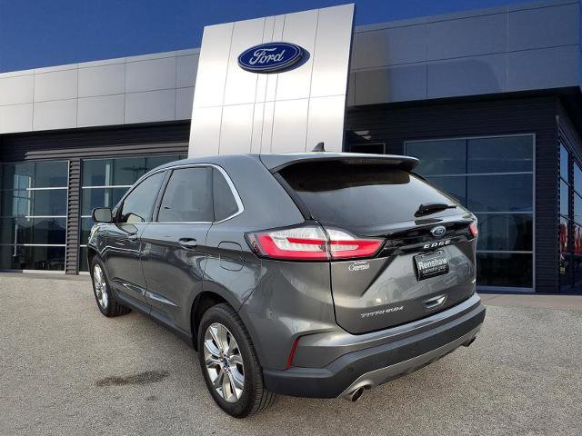 Certified 2022 Ford Edge Titanium image 2