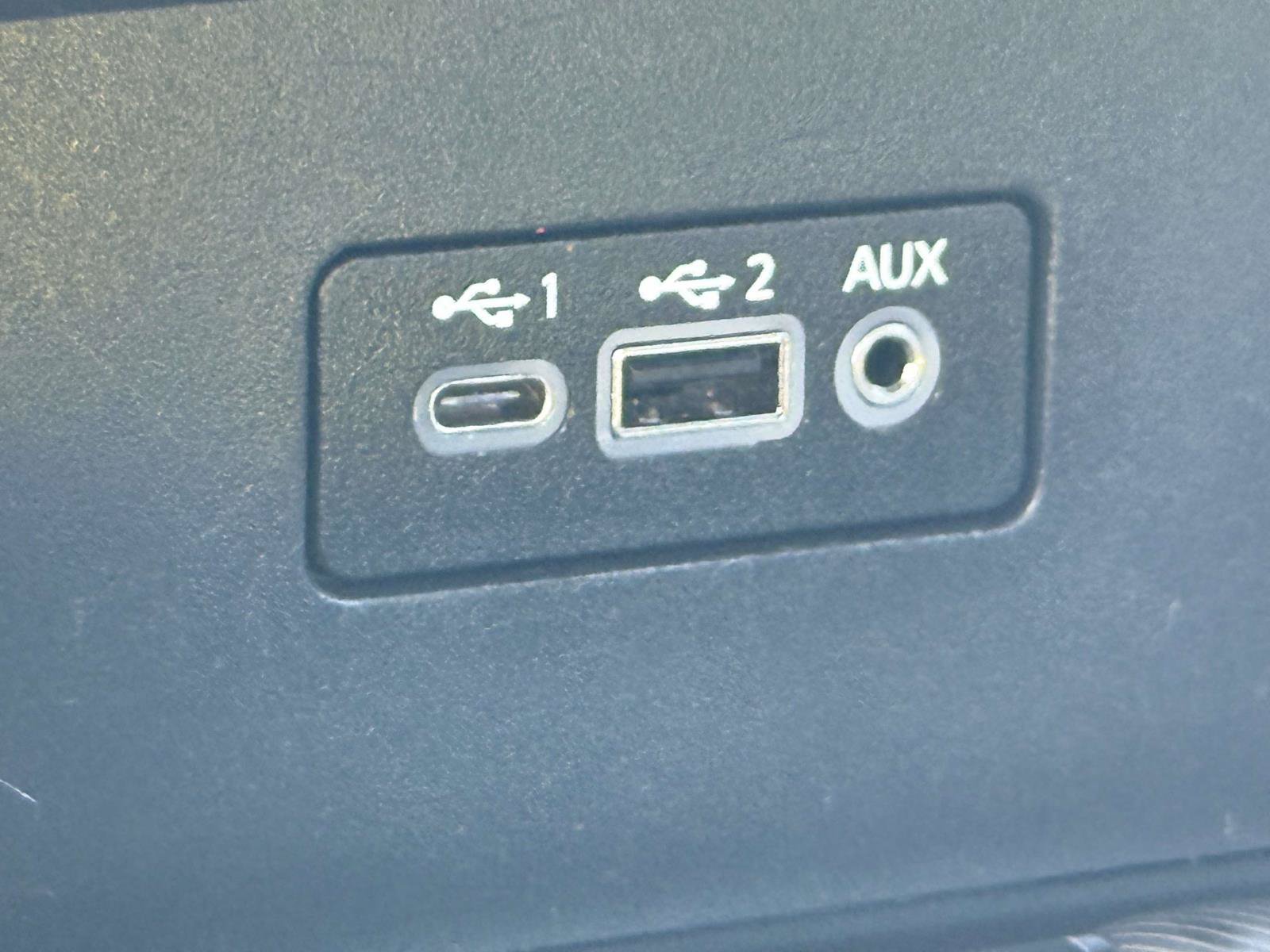 Used 2024 Nissan Altima 2.5 SV FWD image 12