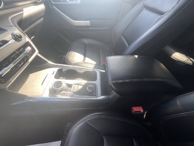 Certified 2023 Ford Explorer XLT w/ Equipment Group 202A AWD/4WD image 21