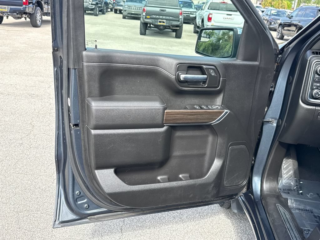 Used 2021 Chevrolet Silverado 1500 LT AWD/4WD image 13