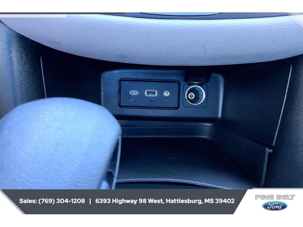 Used 2022 Chevrolet Equinox LS w/ LS Convenience Package FWD image 24