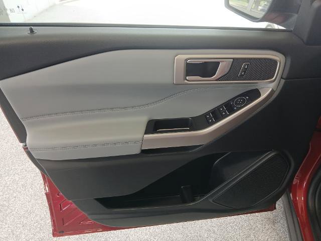 Certified 2023 Ford Explorer XLT w/ Equipment Group 202A image 12