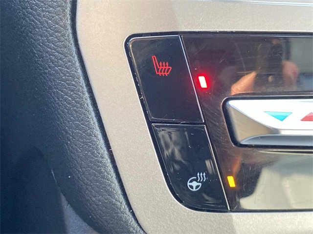 Certified 2021 Ford Explorer XLT w/ Equipment Group 202A image 29