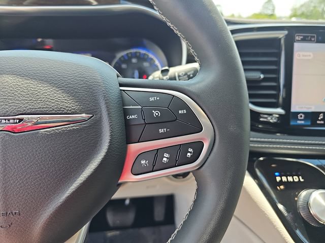 Used 2023 Chrysler Pacifica Limited w/ Uconnect Theater Family Group AWD/4WD image 21