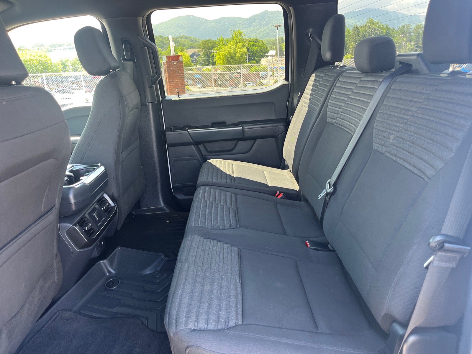 Certified 2022 Ford F150 XL w/ STX Appearance Package AWD/4WD image 20