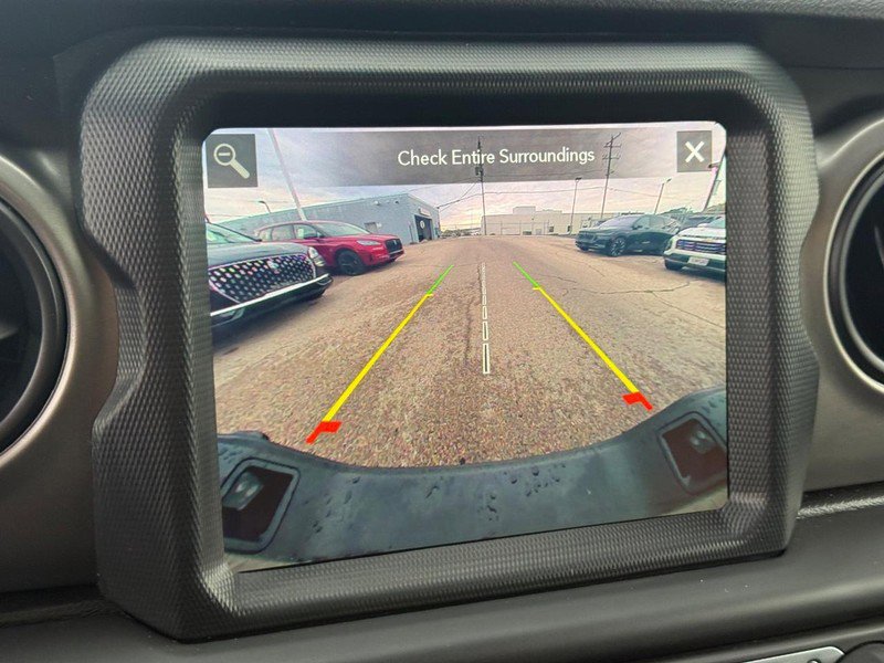 Used 2021 Jeep Gladiator Sport image 22