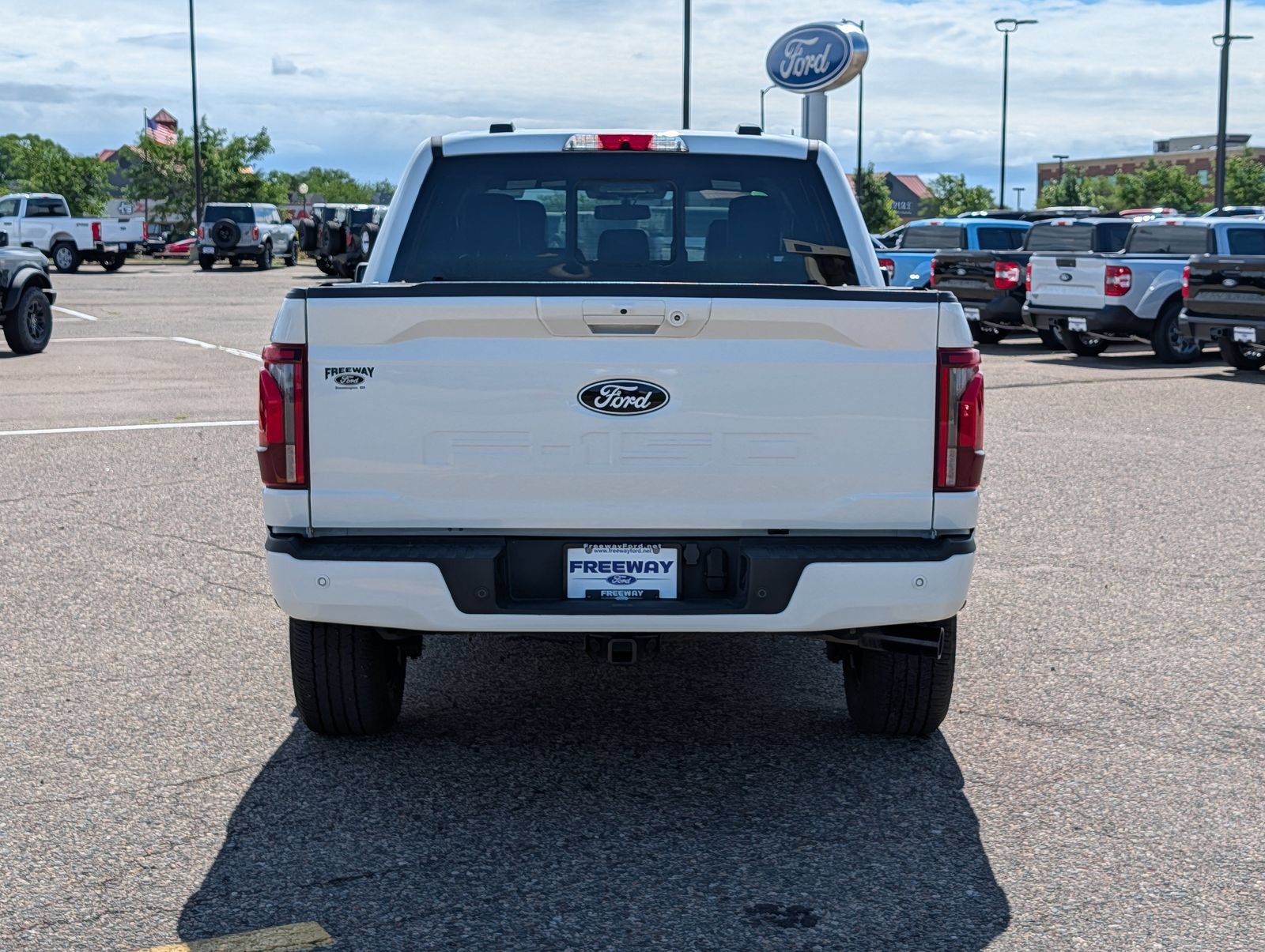 Certified 2024 Ford F150 Platinum w/ FX4 Off-Road Package AWD/4WD image 4