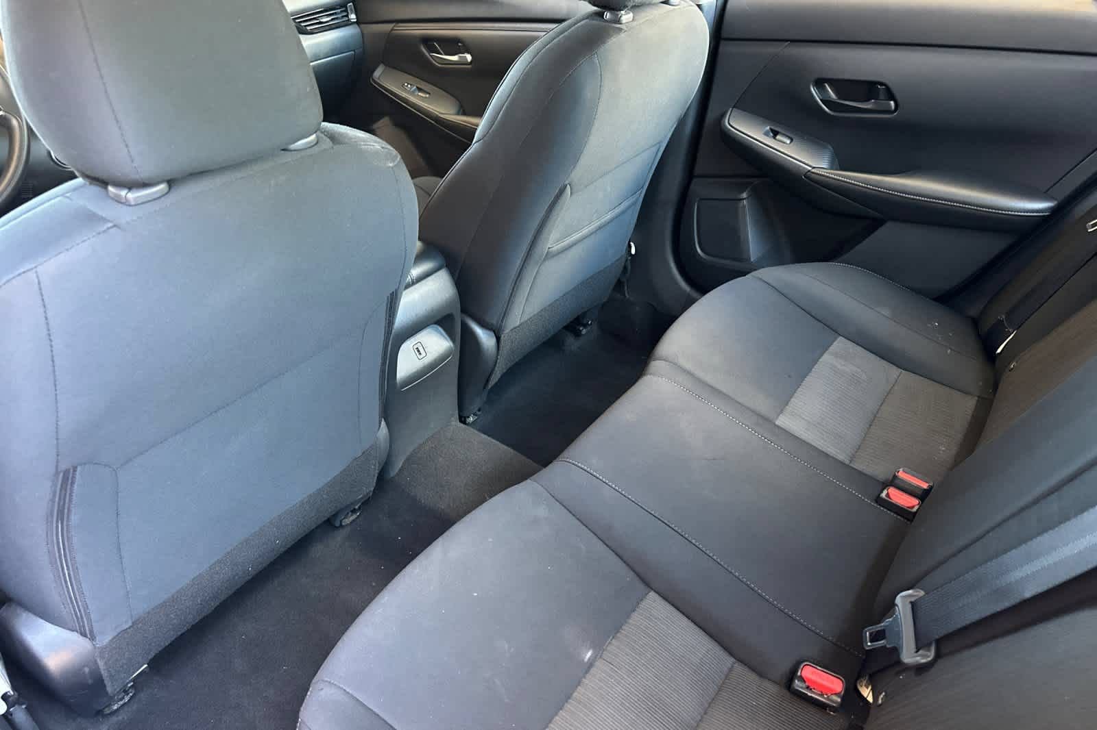 Used 2024 Nissan Sentra SV FWD image 4