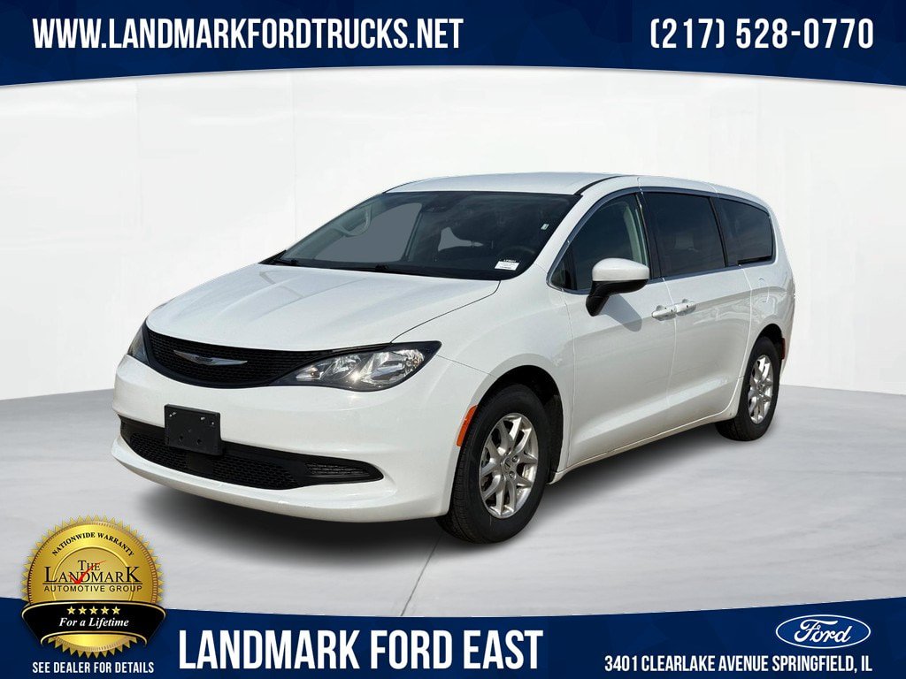 Used 2023 Chrysler Voyager LX FWD image 1