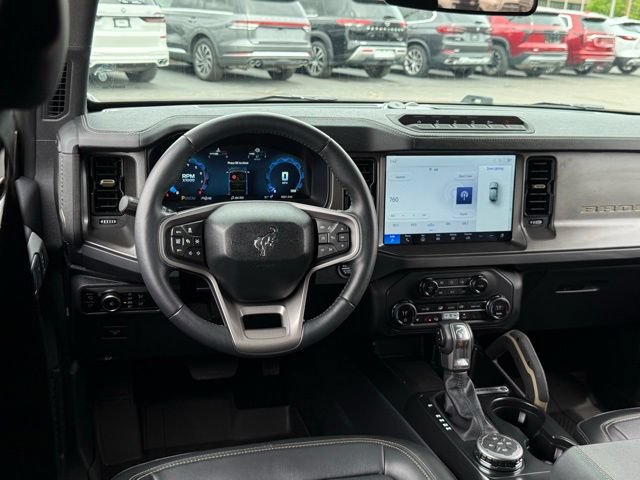 Certified 2025 Ford Bronco Badlands AWD/4WD image 8