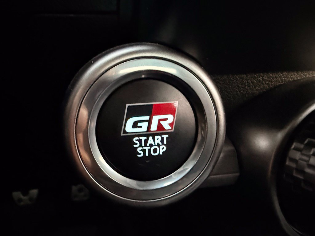 Used 2024 Toyota GR86 Premium RWD image 11