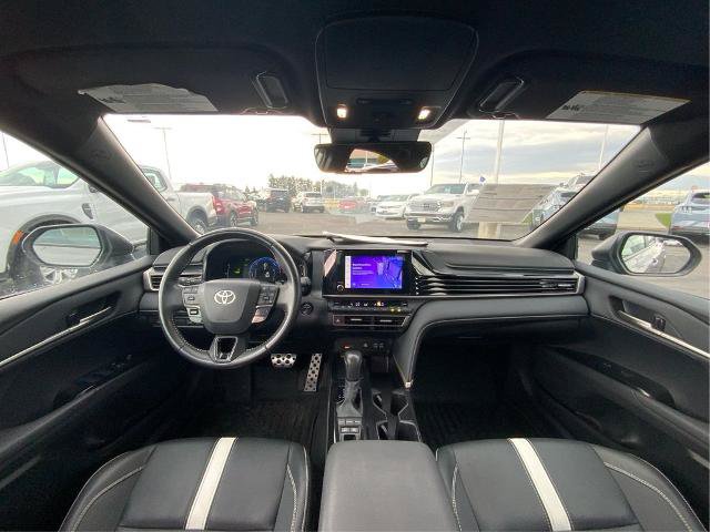 Used 2025 Toyota Camry SE w/ Convenience Package FWD image 25