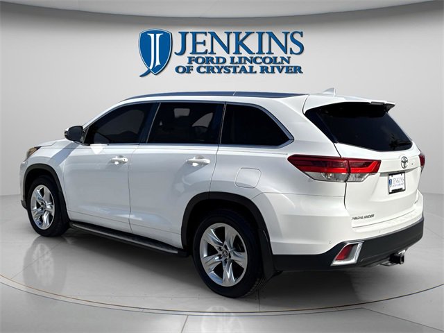 Used 2017 Toyota Highlander Limited image 13