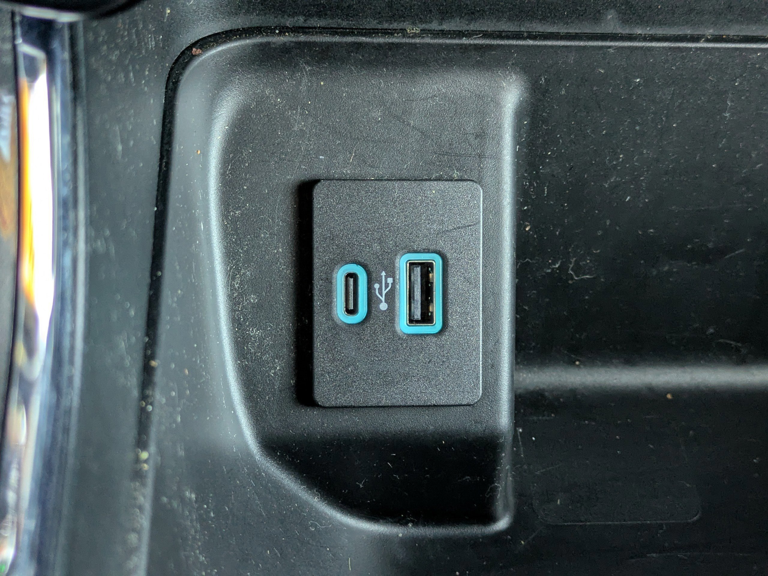 Certified 2023 Ford F150 XLT w/ Equipment Group 302A High image 30