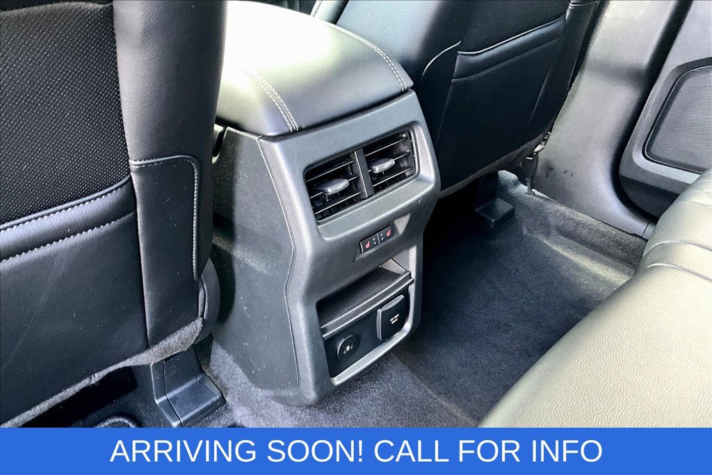 Certified 2024 Ford Edge Titanium w/ Equipment Group 301A AWD/4WD image 10