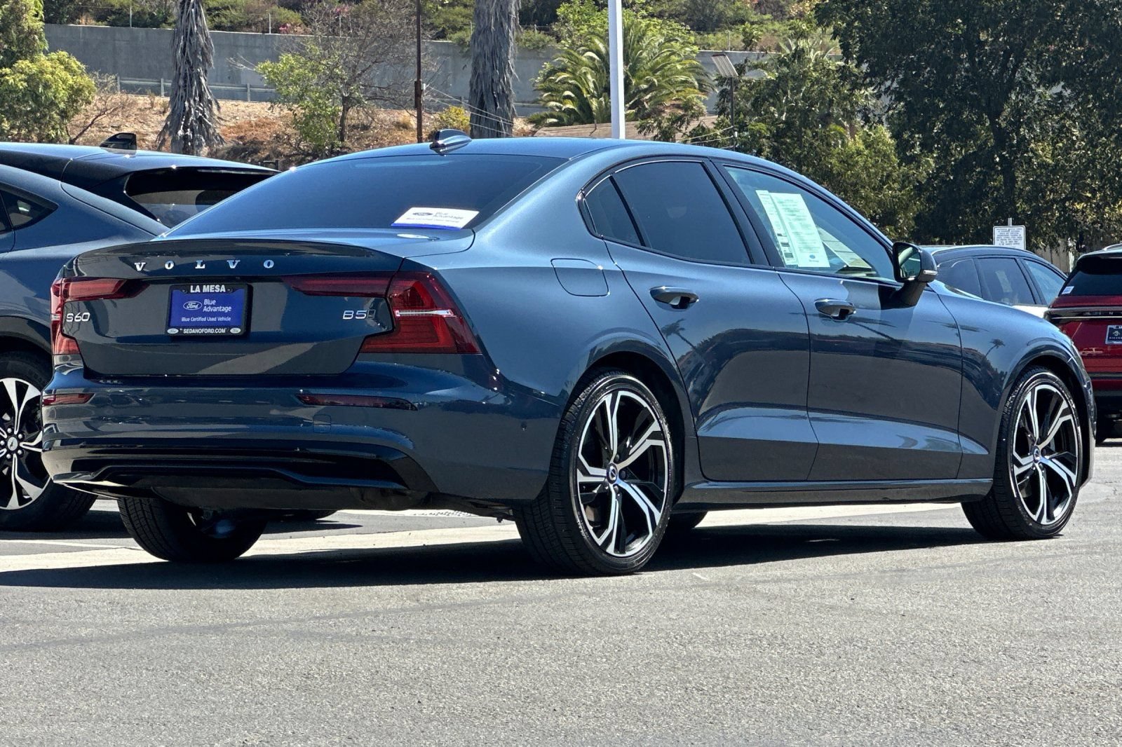 Used 2024 Volvo S60 B5 Plus AWD/4WD image 3