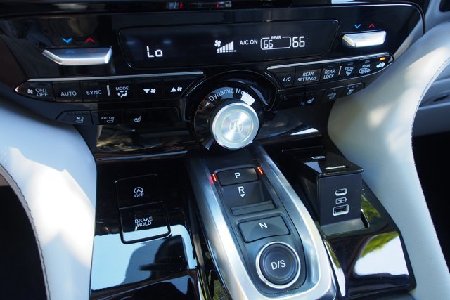 Used 2023 Acura MDX SH-AWD w/ Advance Package image 30