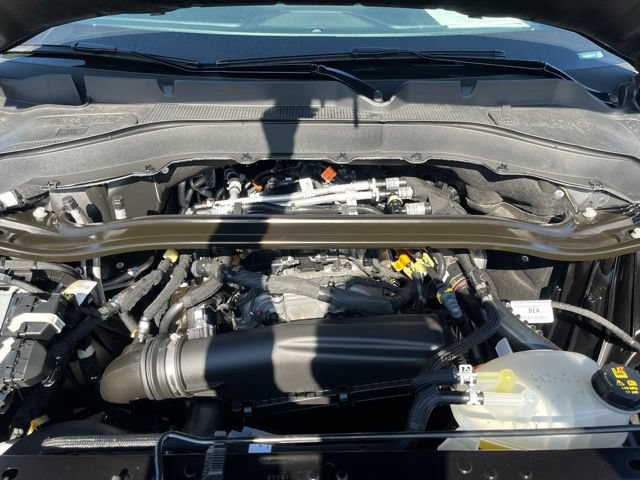 Certified 2025 Ford Explorer ST-Line w/ Premium Package AWD/4WD image 21