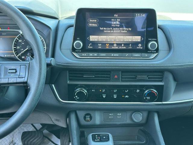 Used 2024 Nissan Rogue S FWD image 13