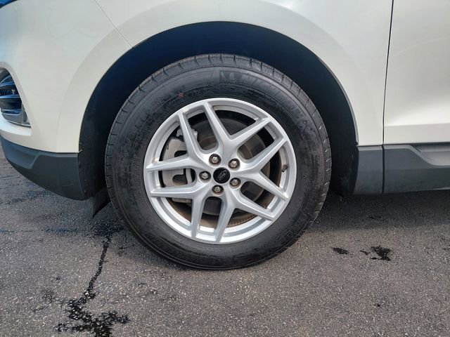 Certified 2023 Ford Edge SEL w/ Convenience Package image 16