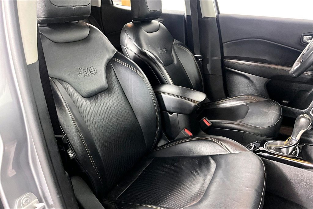 Used 2019 Jeep Compass Limited FWD image 7
