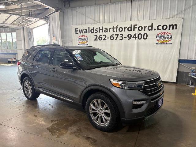 Certified 2023 Ford Explorer XLT AWD/4WD image 2
