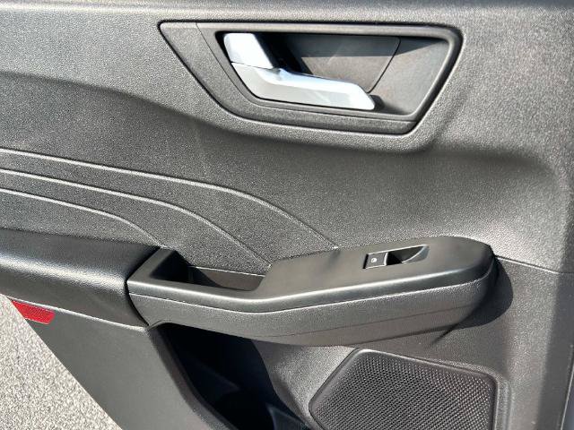 Certified 2025 Ford Escape ST-Line AWD/4WD image 17