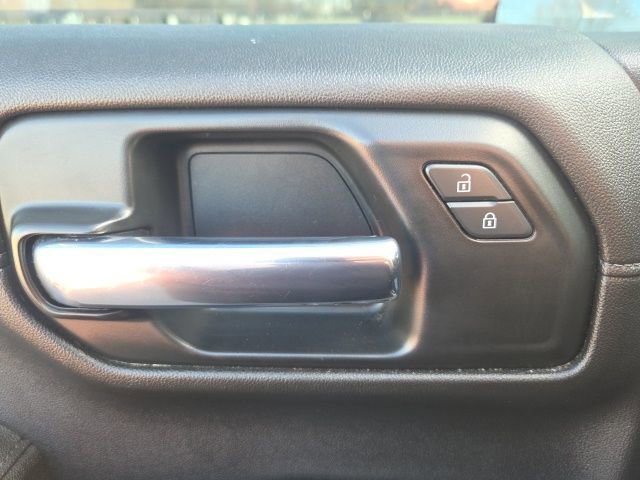 Used 2020 Chevrolet Silverado 1500 LT Trail Boss image 19