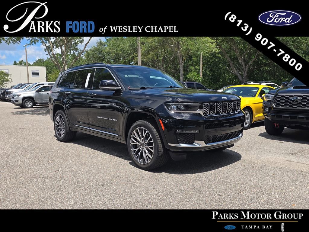Used 2025 Jeep Grand Cherokee L Summit AWD/4WD image 1