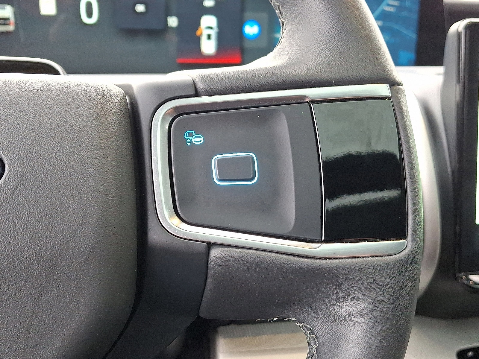 Certified 2025 Ford Expedition Max Active image 25