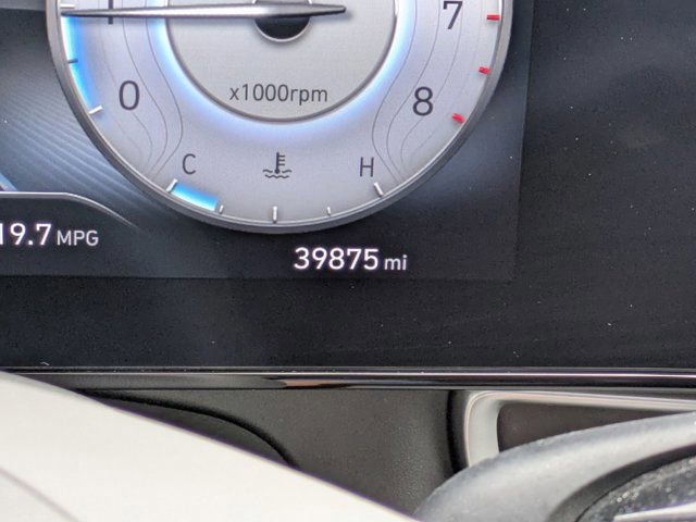 Used 2023 Hyundai Elantra SEL w/ Convenience Package image 24