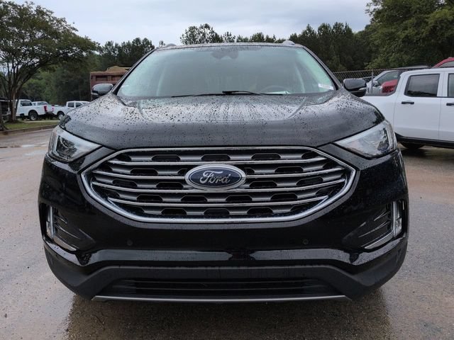 Certified 2024 Ford Edge Titanium w/ Class II Trailer Tow Package AWD/4WD image 9