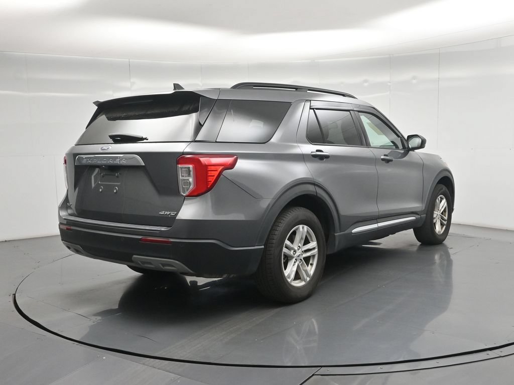 Certified 2021 Ford Explorer XLT w/ Equipment Group 202A AWD/4WD image 12